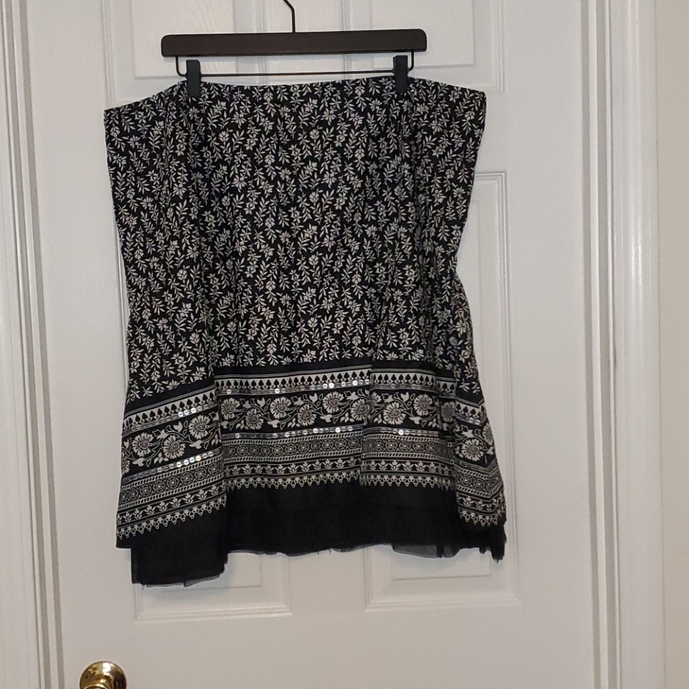 Apt 9 skirt size 22W